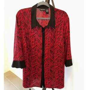 Curvy Plus 2X Maggie Barnes Red Black Animal-Striped Blouse Black Collar Cuffs